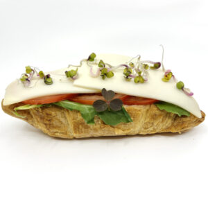 Tomati-juustu croissant (taimne)